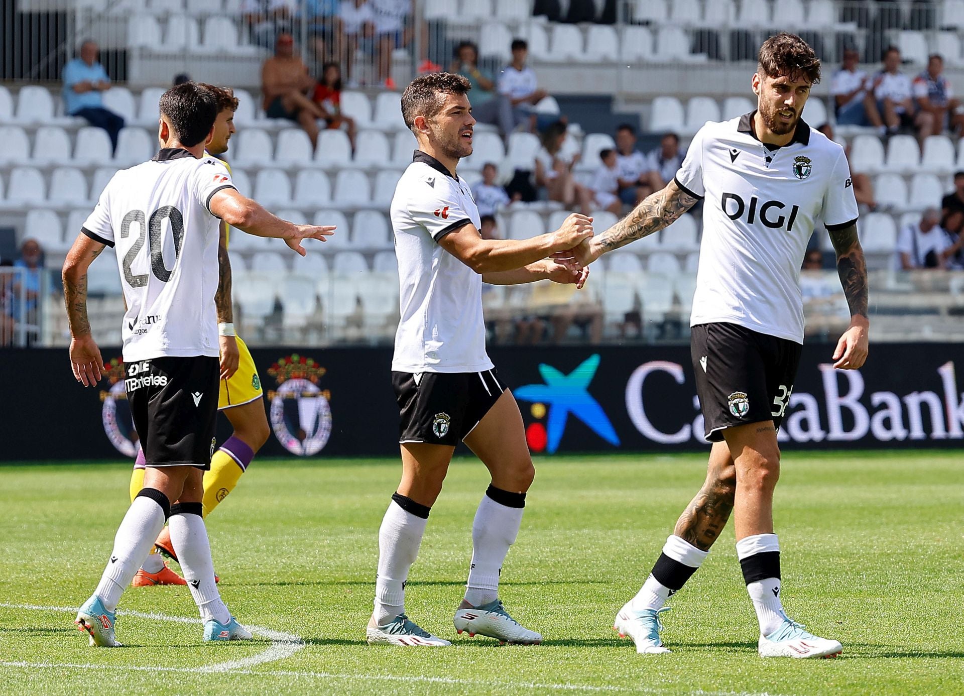 El partido del Real Valladolid contra el Burgos, en imágenes