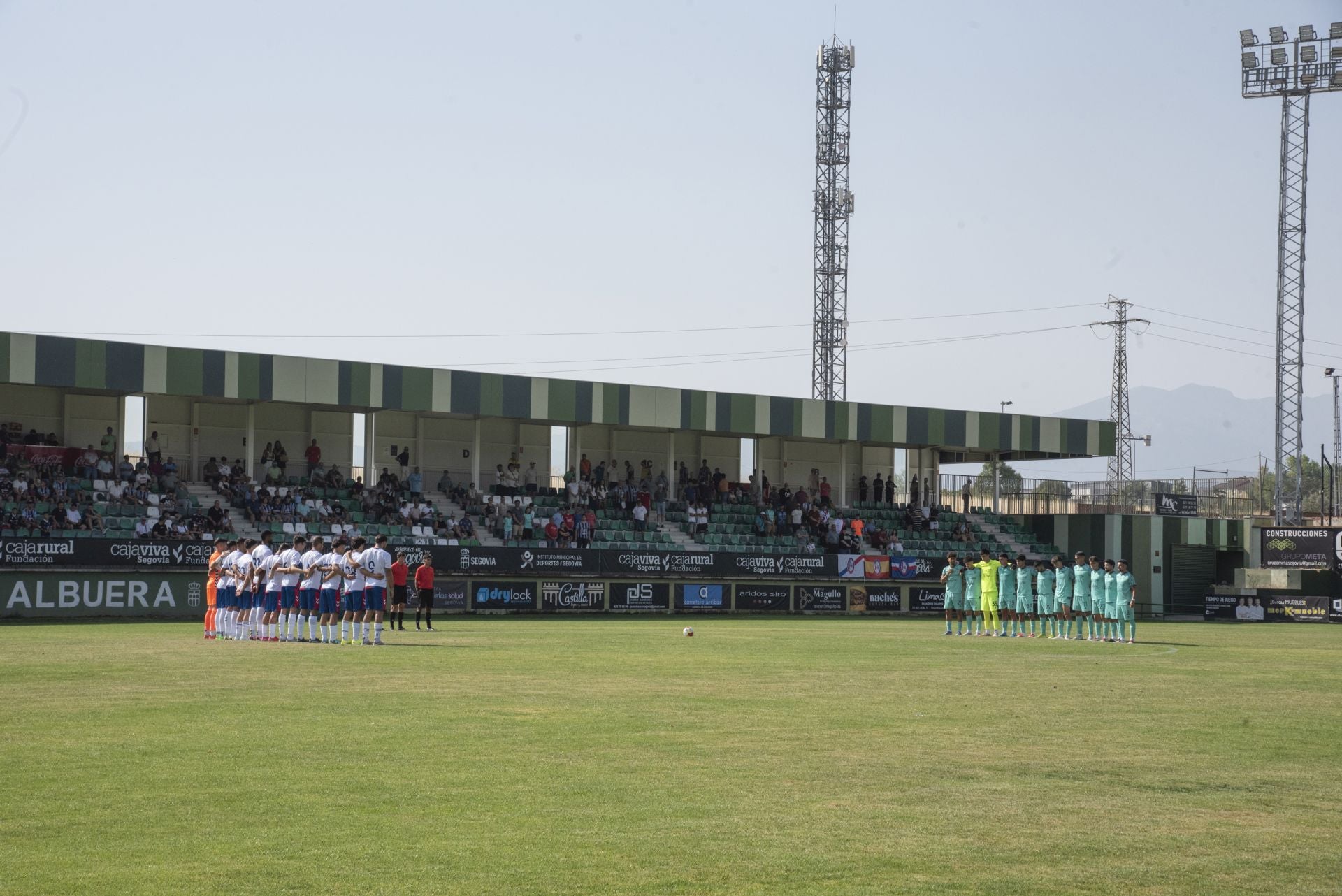 Fotos del partido entre la Segoviana y el Rayo Majadahonda