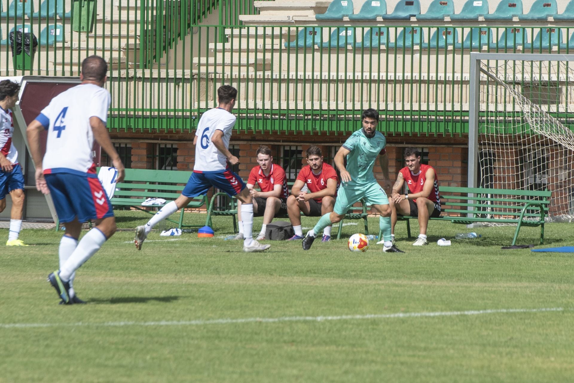 Fotos del partido entre la Segoviana y el Rayo Majadahonda