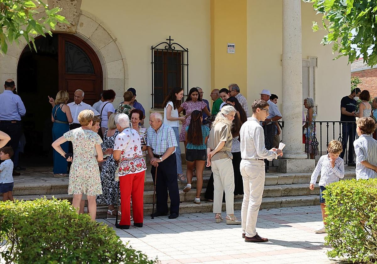 Cervatos de la Cueza homenajea a sus mayores