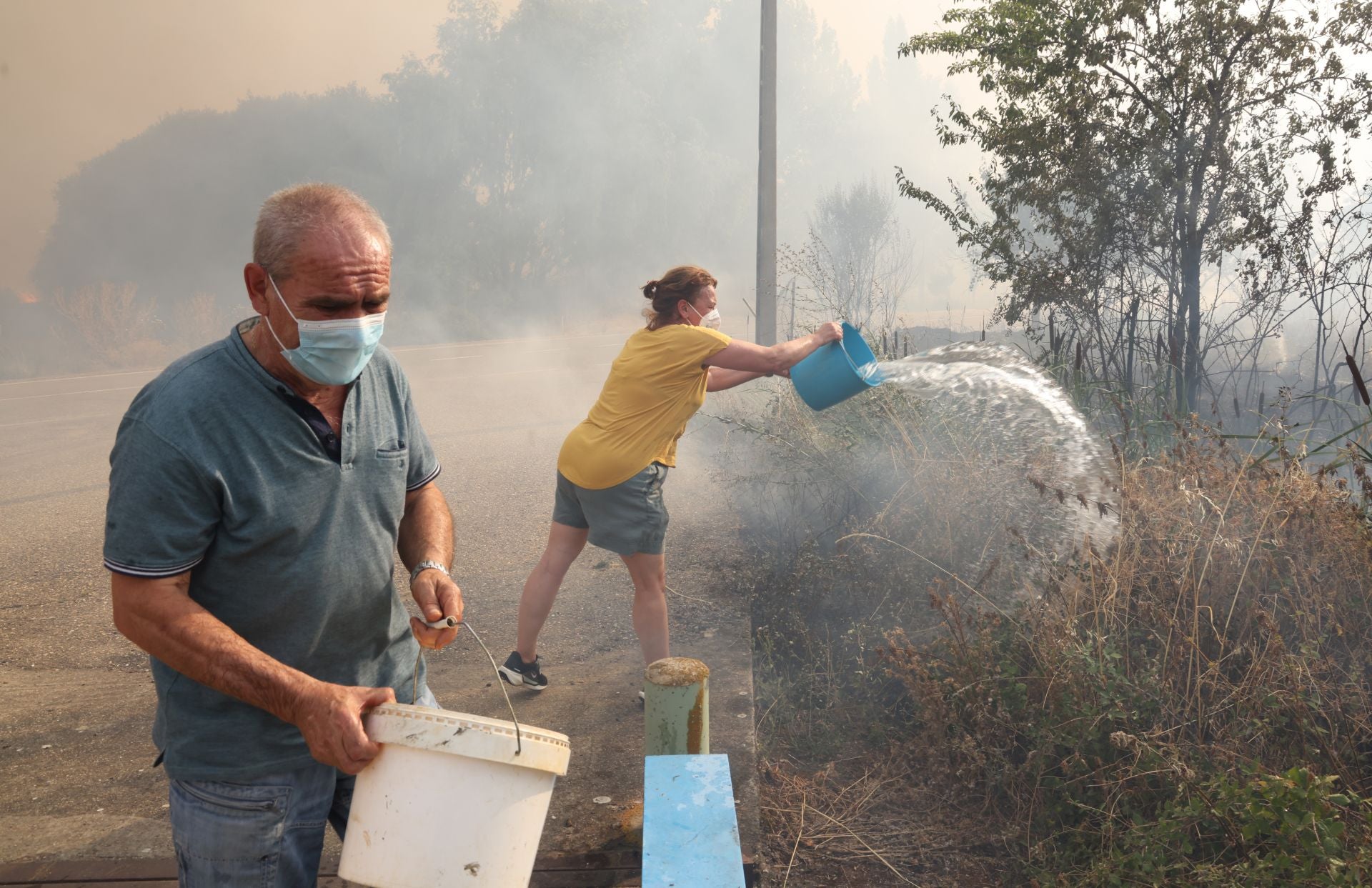 El incendio de Congosta, en imágenes