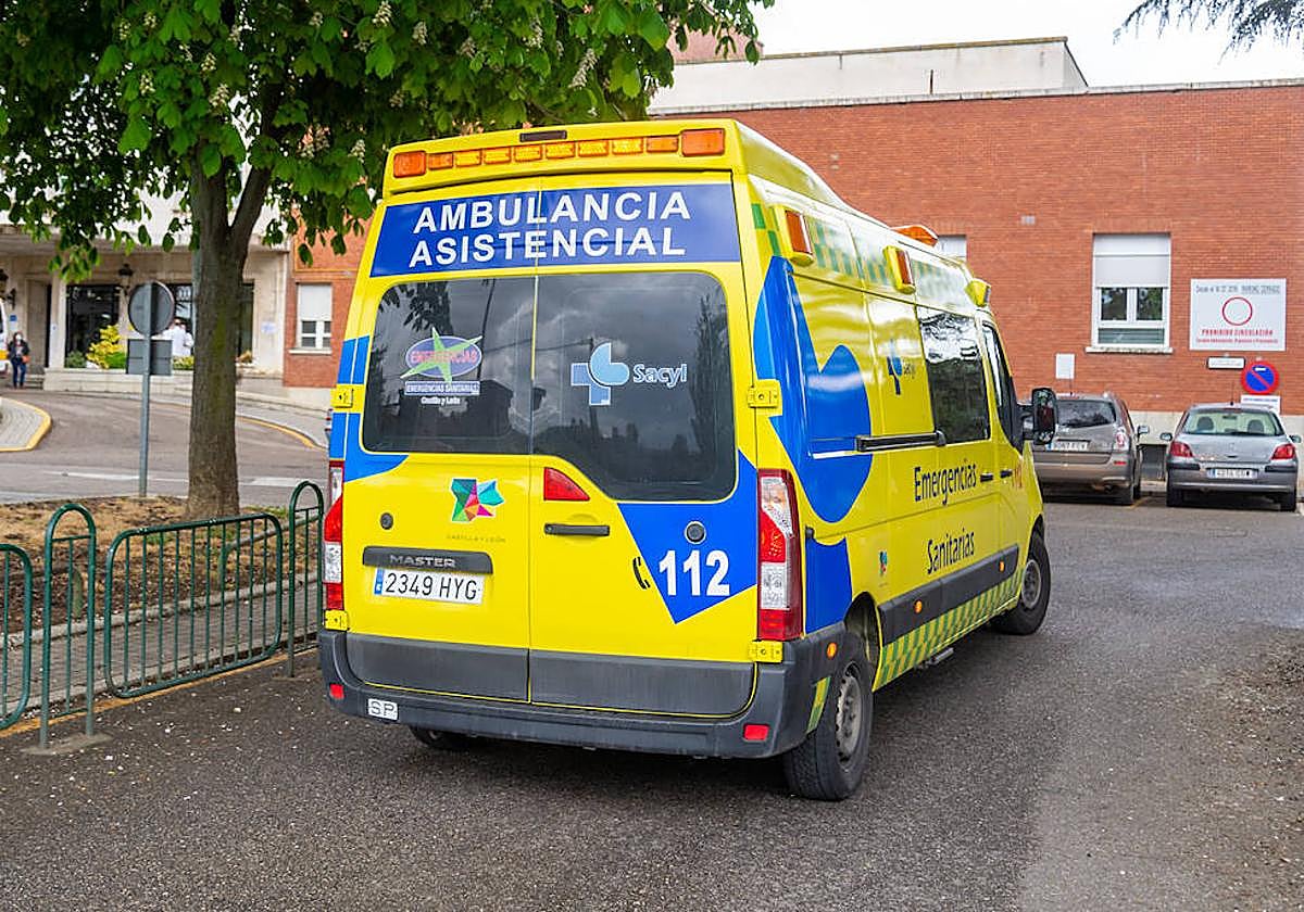 Tres heridos en una colisión por alcance entre dos turismos en Dueñas
