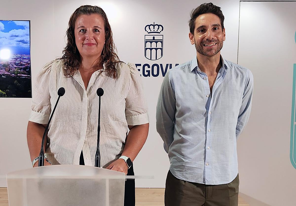 Clara Martín y Miguel Merino, en rueda de prensa.