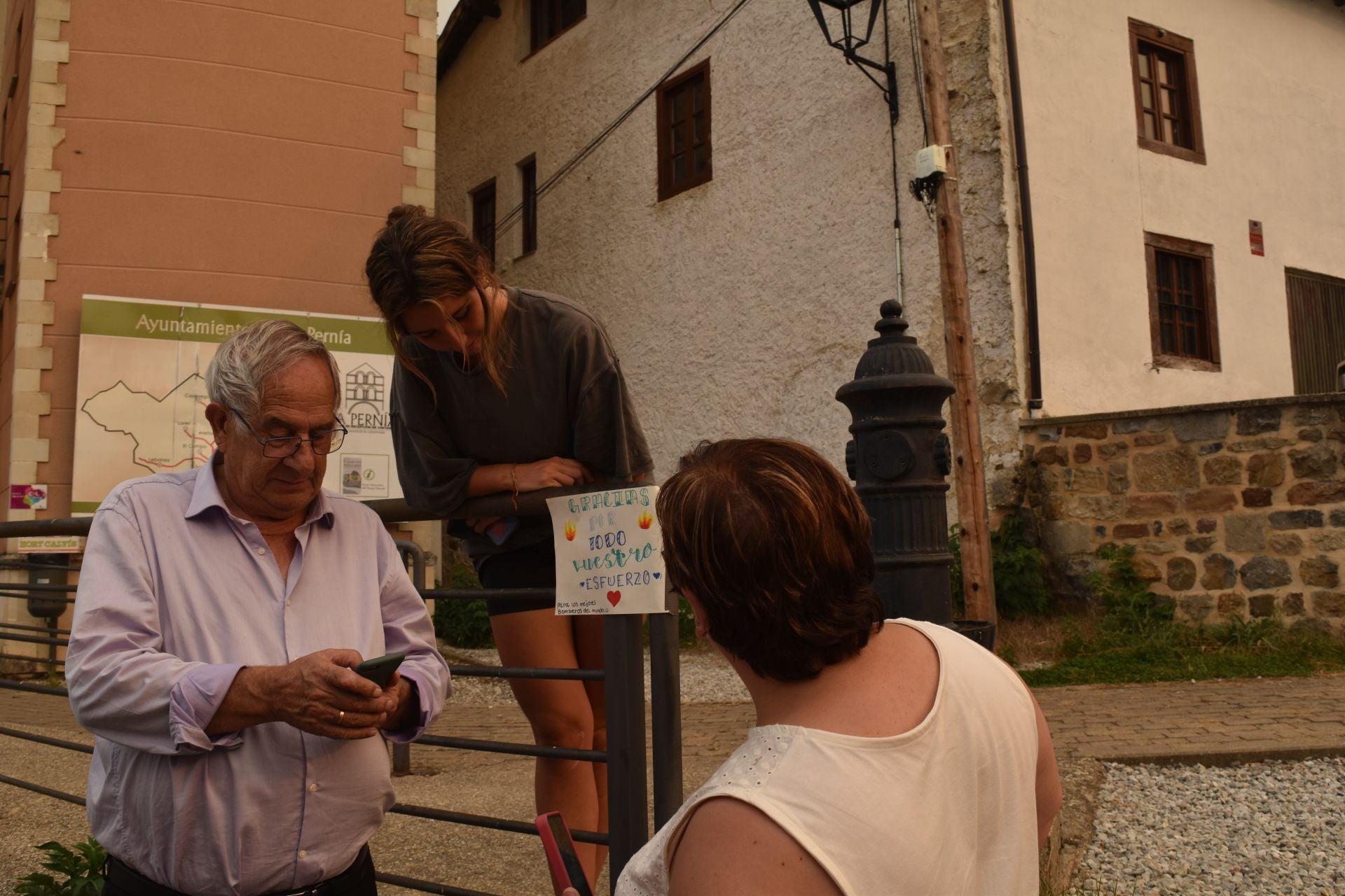 Preocupación en San Salvador de Cantamuda por el incendio de Resoba