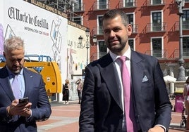El copresidente del Real Valladolid, Gabriel Solares, el pasado mes de junio en su visita al Ayuntamiento.