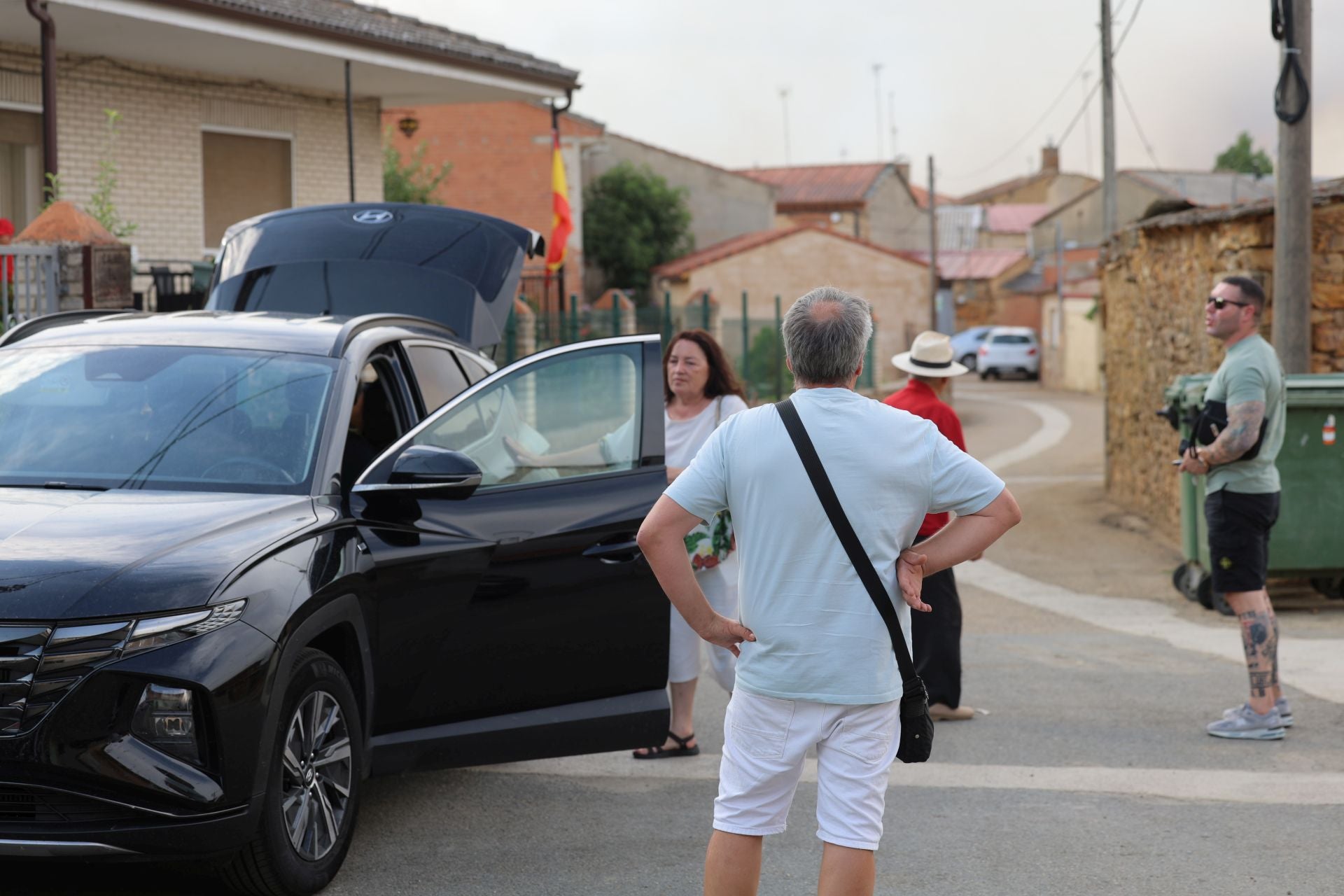 Las imágenes de la evacuación de los vecinos de Sesnández, en Zamora
