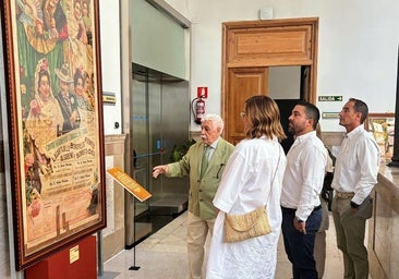 El Palacio Provincial acoge la exposición de carteles 'Tauromaquia entre papas'