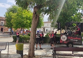 Las músicas de la Electrocharanga Electromotores pusieron el mejor ambiente festivo