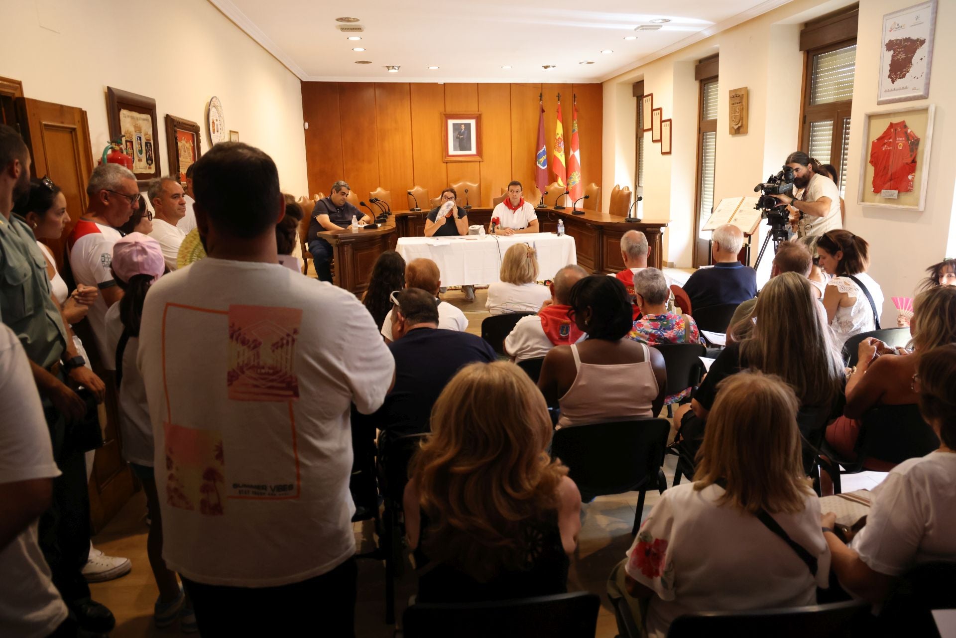 Pregón y subasta de balcones en las fiestas de Peñafiel
