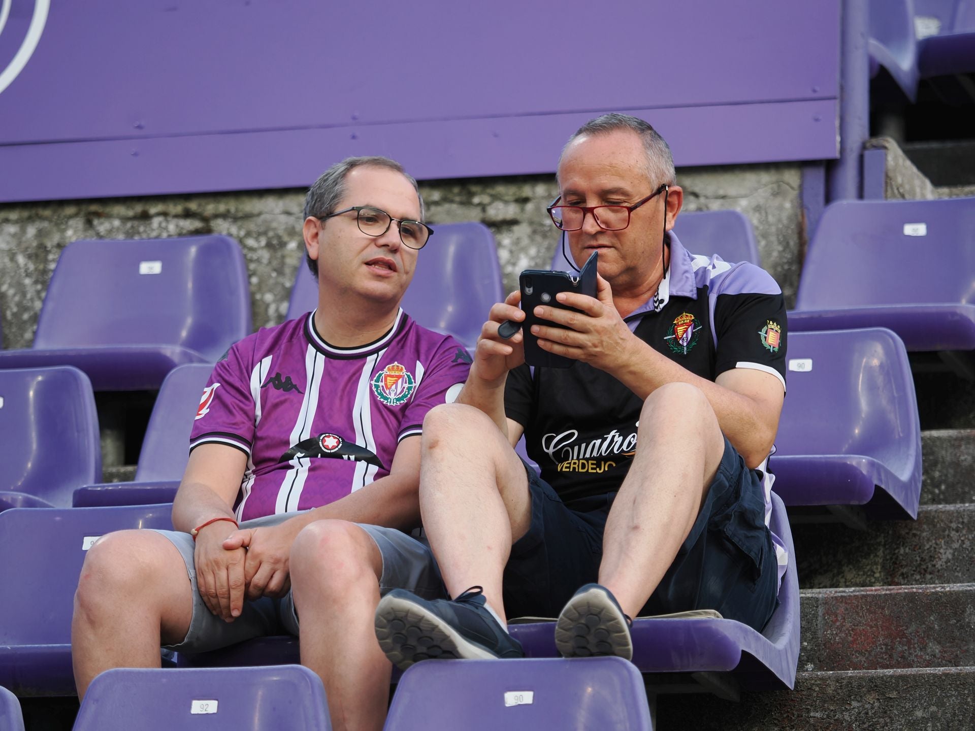 Búscate en la grada del Real Valladolid-Ceuta (1/3)