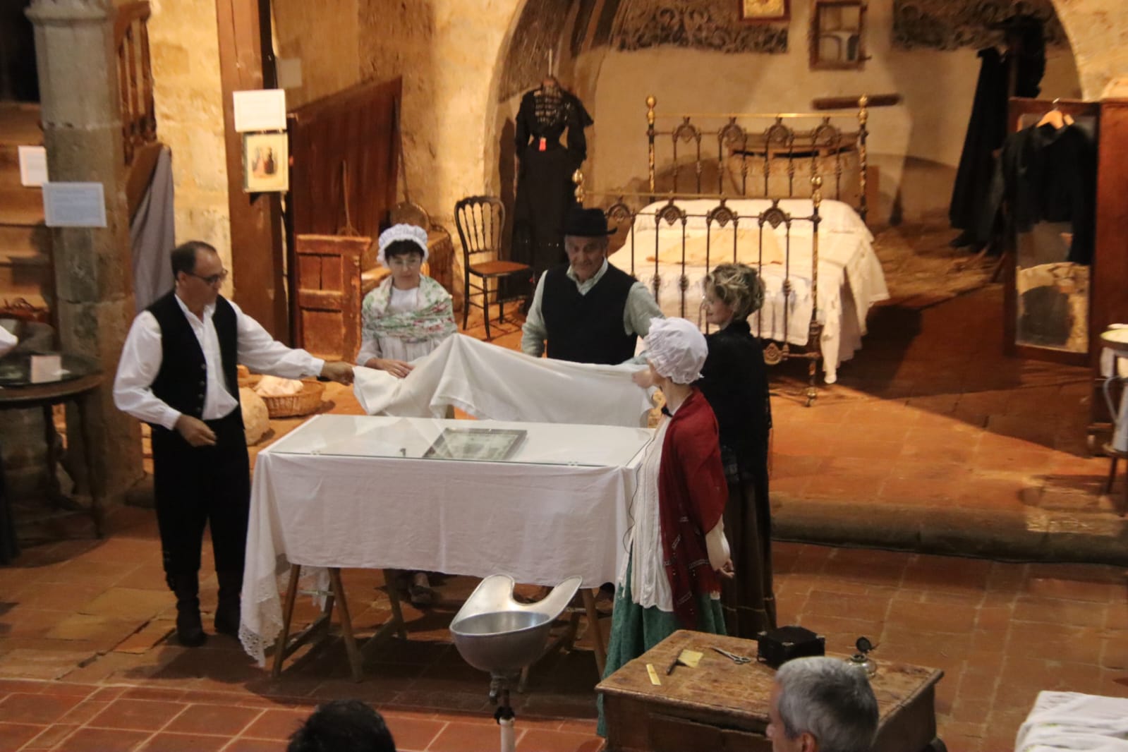 Tordehumos recrea la desgarradora historia de amor de un exvoto de 1903