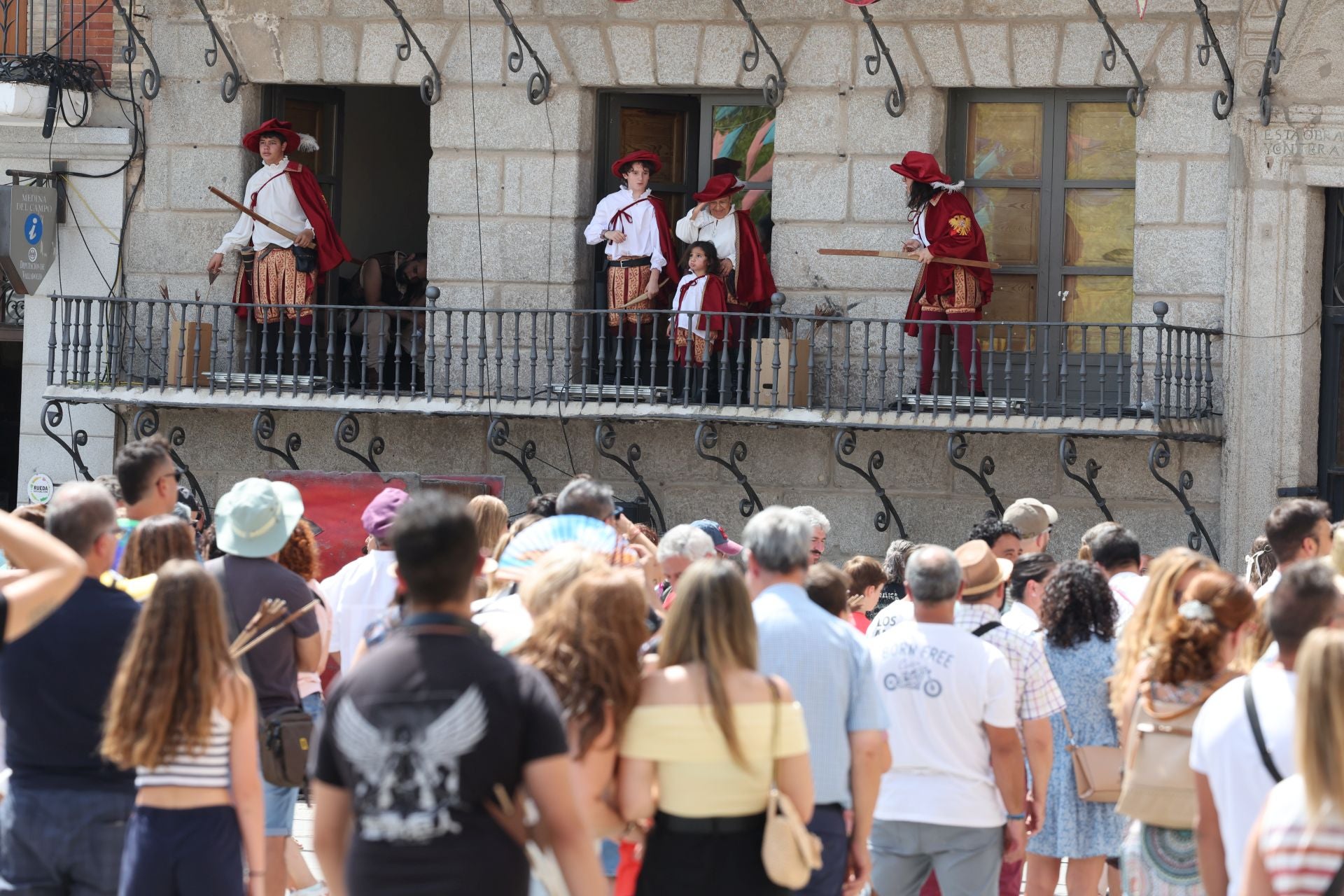 Ambiente en la Feria Renacentista de Medina del Campo este sábado