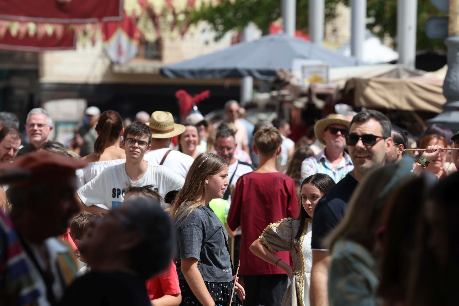 Ambiente en la Feria Renacentista de Medina del Campo este sábado