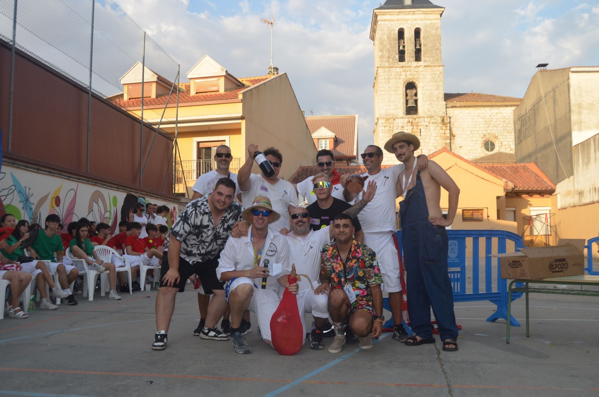 Las imágenes de la celebración de VI concurso de habilidad con el porrón de Tudela de Duero