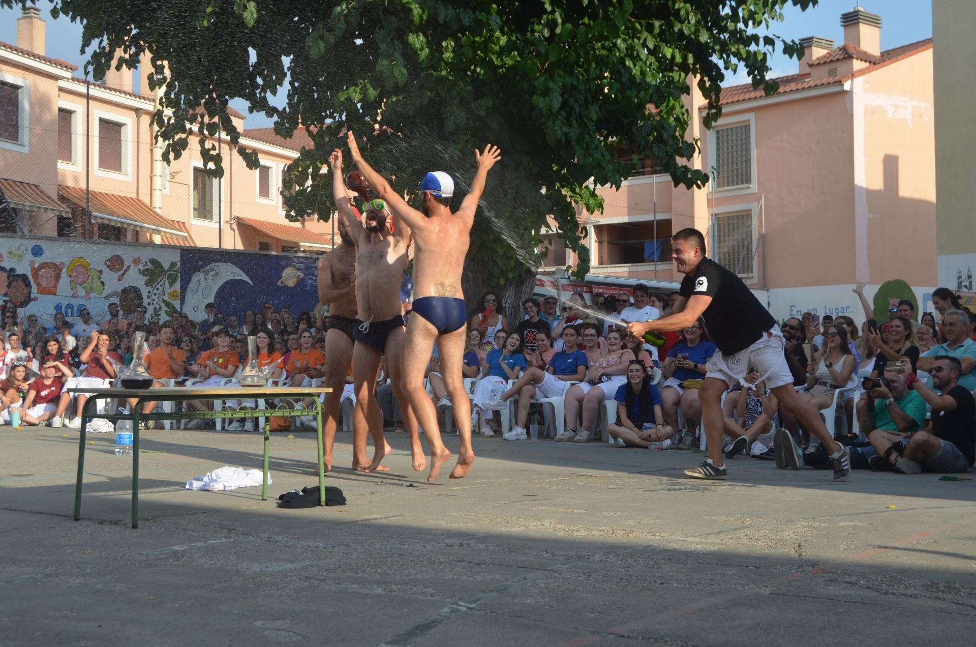 Las imágenes de la celebración de VI concurso de habilidad con el porrón de Tudela de Duero