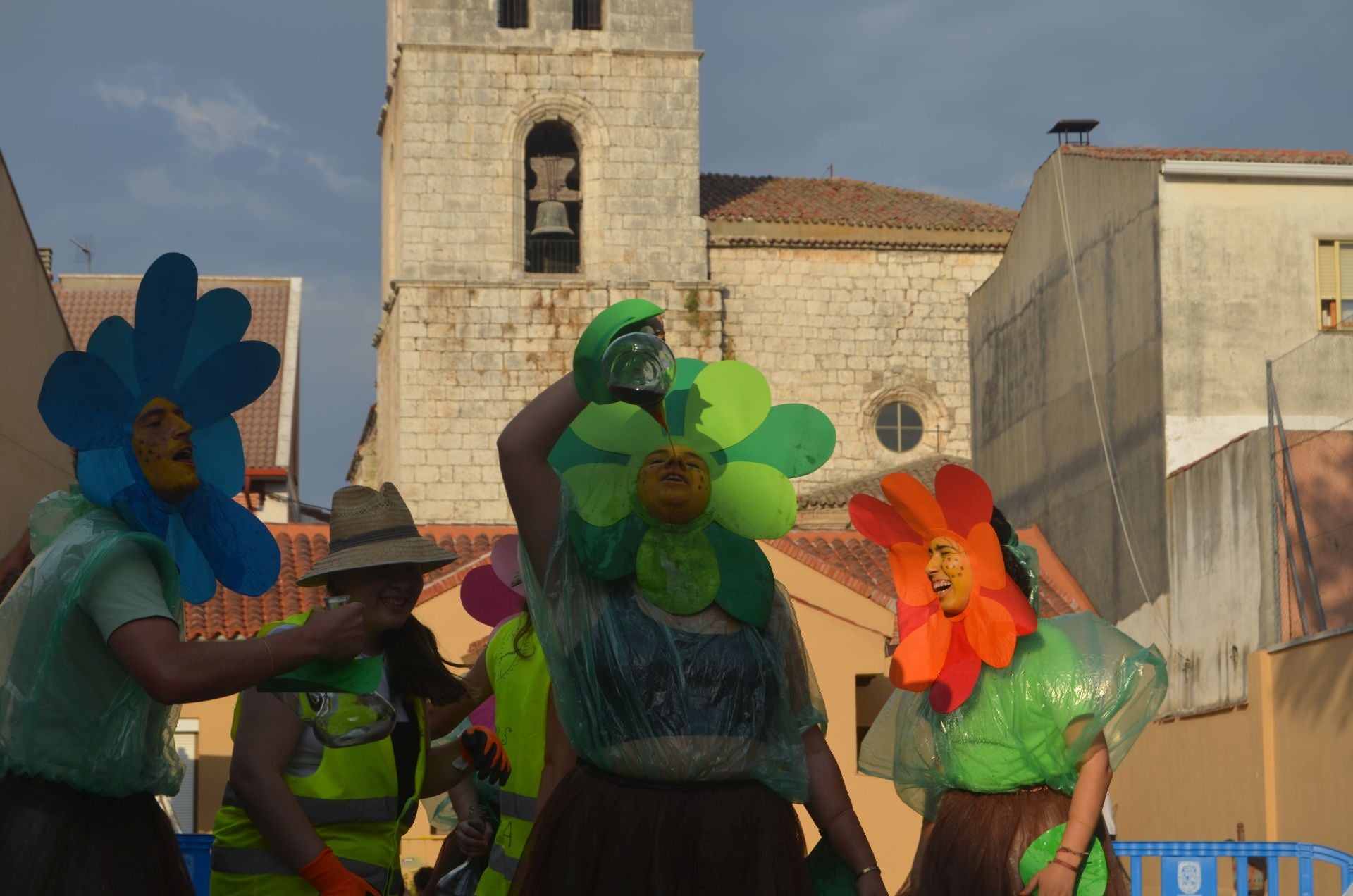 Las imágenes de la celebración de VI concurso de habilidad con el porrón de Tudela de Duero