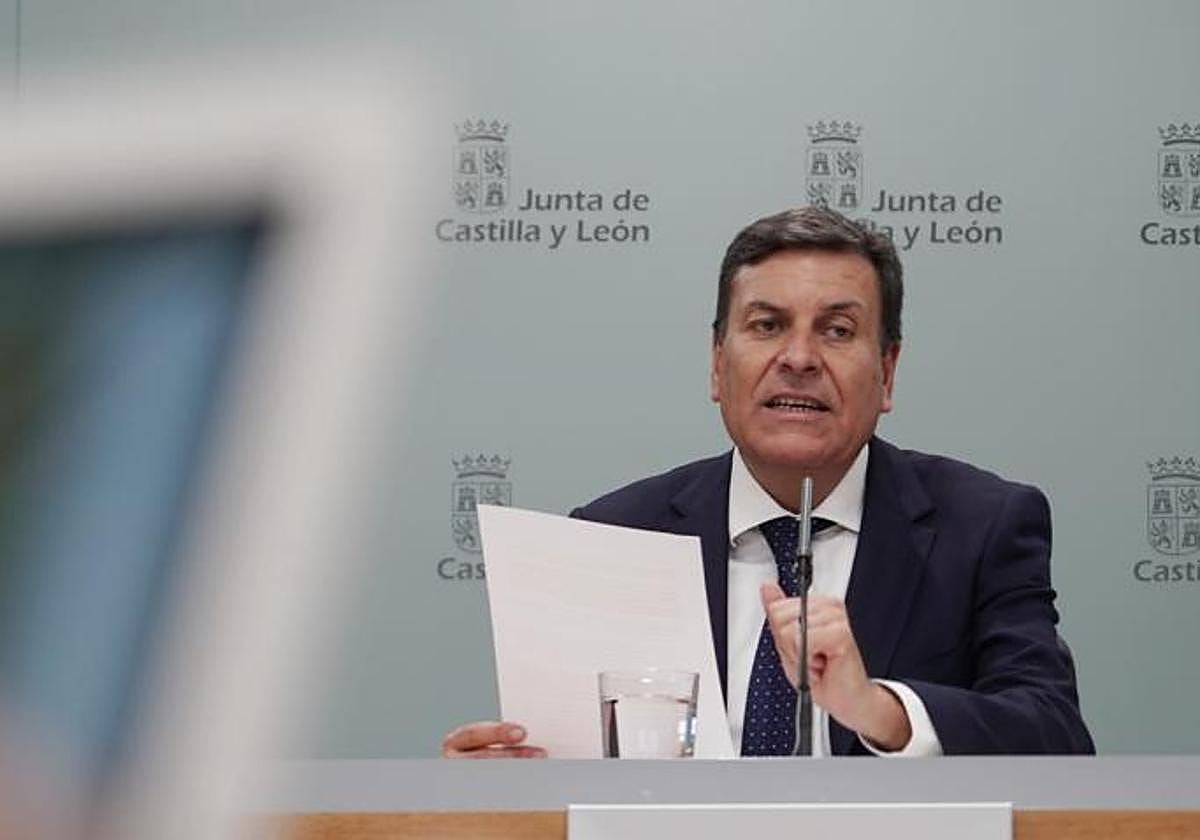 La Junta anuncia un plan de ayudas de más de 100 millones de euros para la recuperación tras los incendios