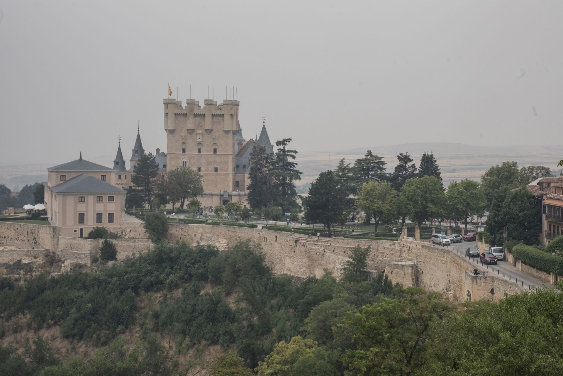 Niebla de humo en Segovia