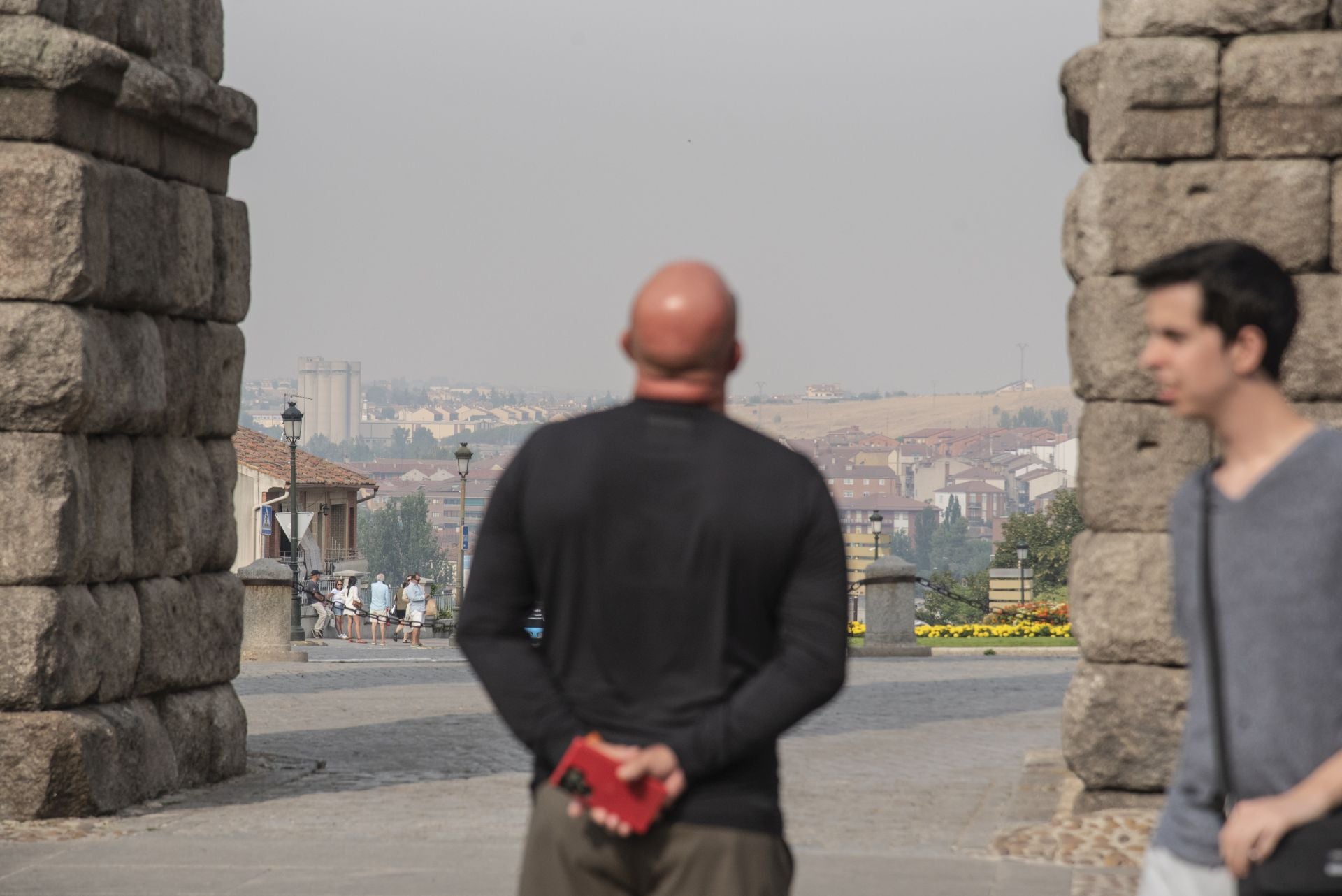 Niebla de humo en Segovia