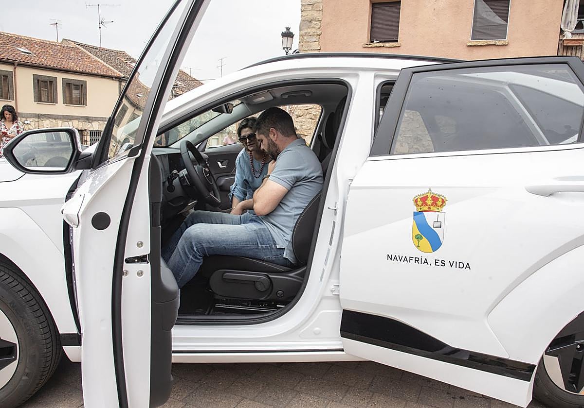 El coche, ayer, en Navafría.