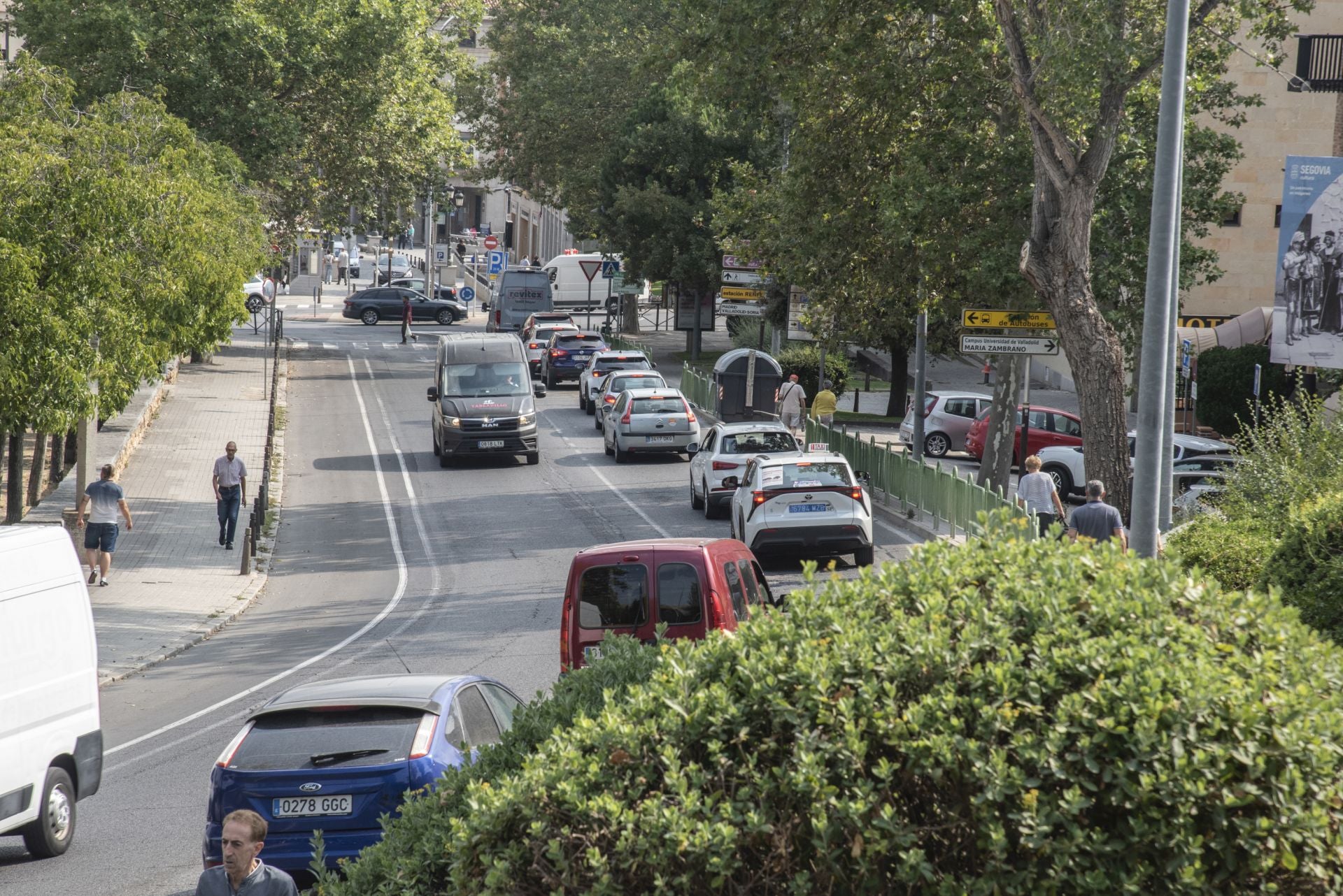 Jornada de atascos y calles cortadas en Segovia