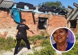 La Policía Nacional, en su labor de búsqueda. En el círculo, Mari Cruz Marcos Cítores.