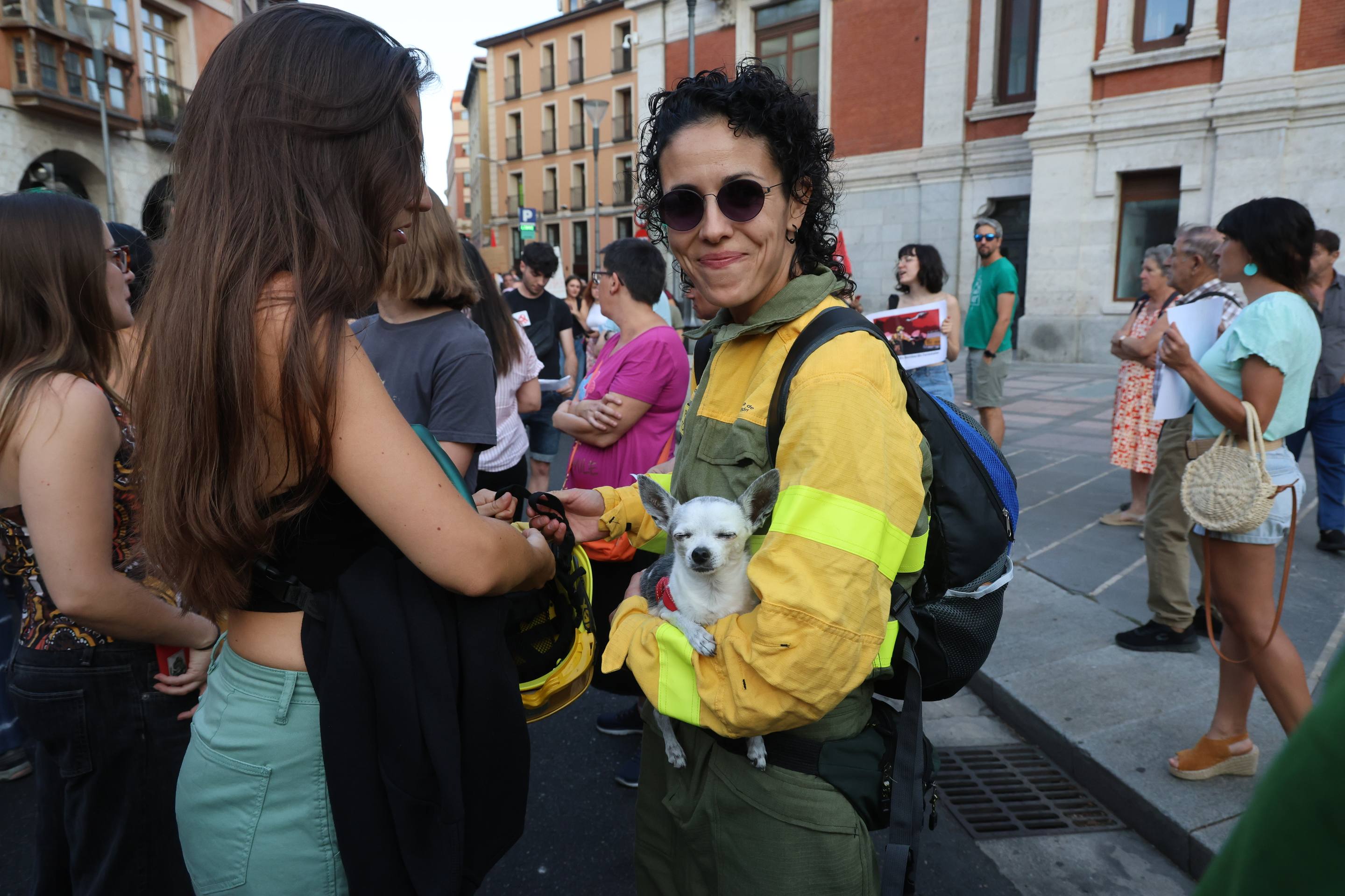 Las imágenes de la manifestación contra la gestión de los incendios de Castilla y León