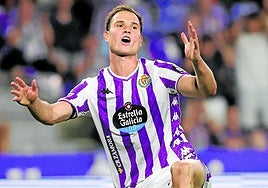 Latasa se lamenta tras una ocasión perdida en el estreno ante el Ceuta.