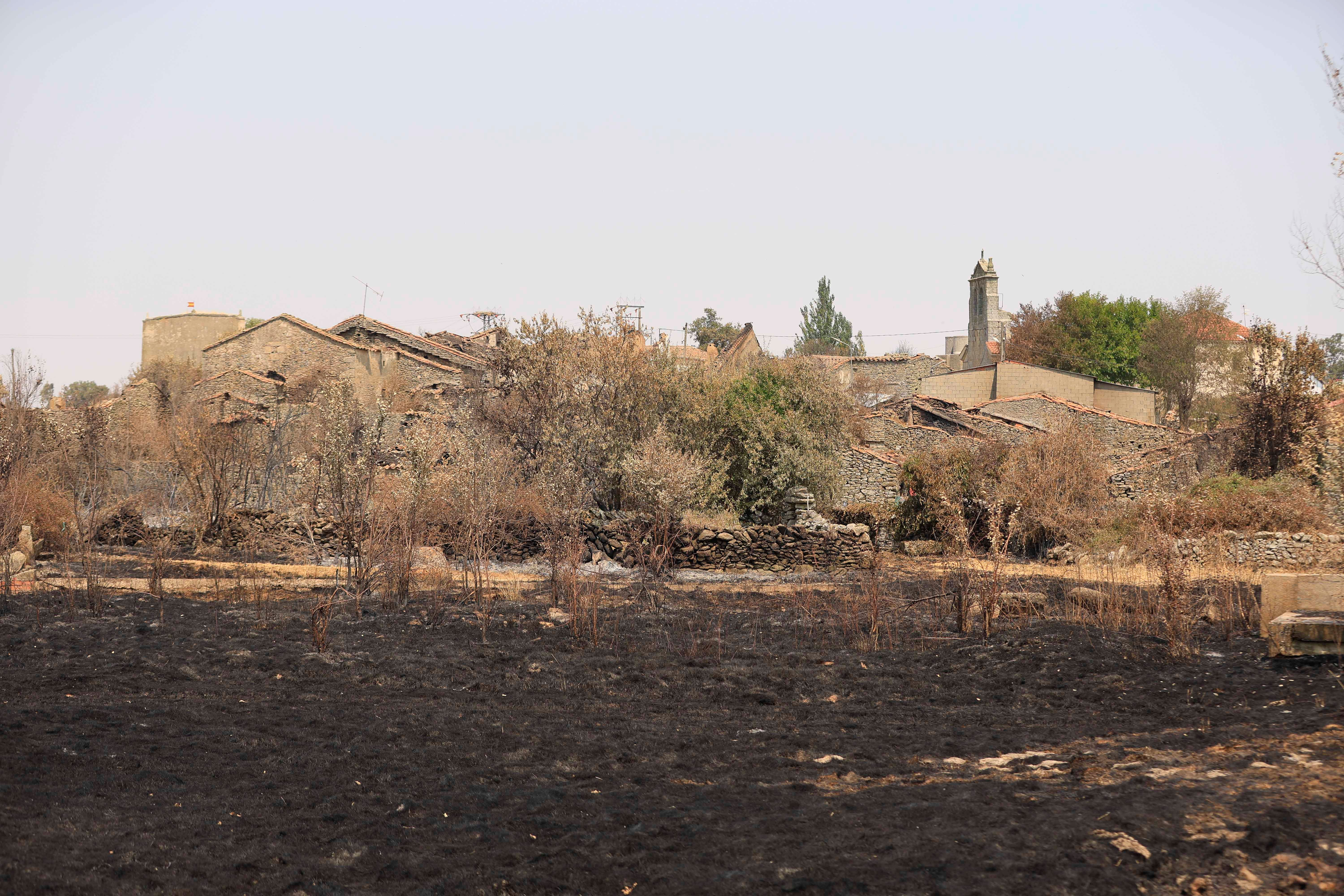 Las imágenes del mayor incendio en la provincia de Salamanca