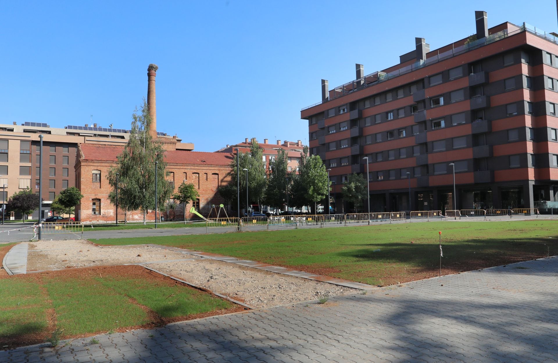 Imagen secundaria 1 - Actuaciones que se desarrollan en los barrios.