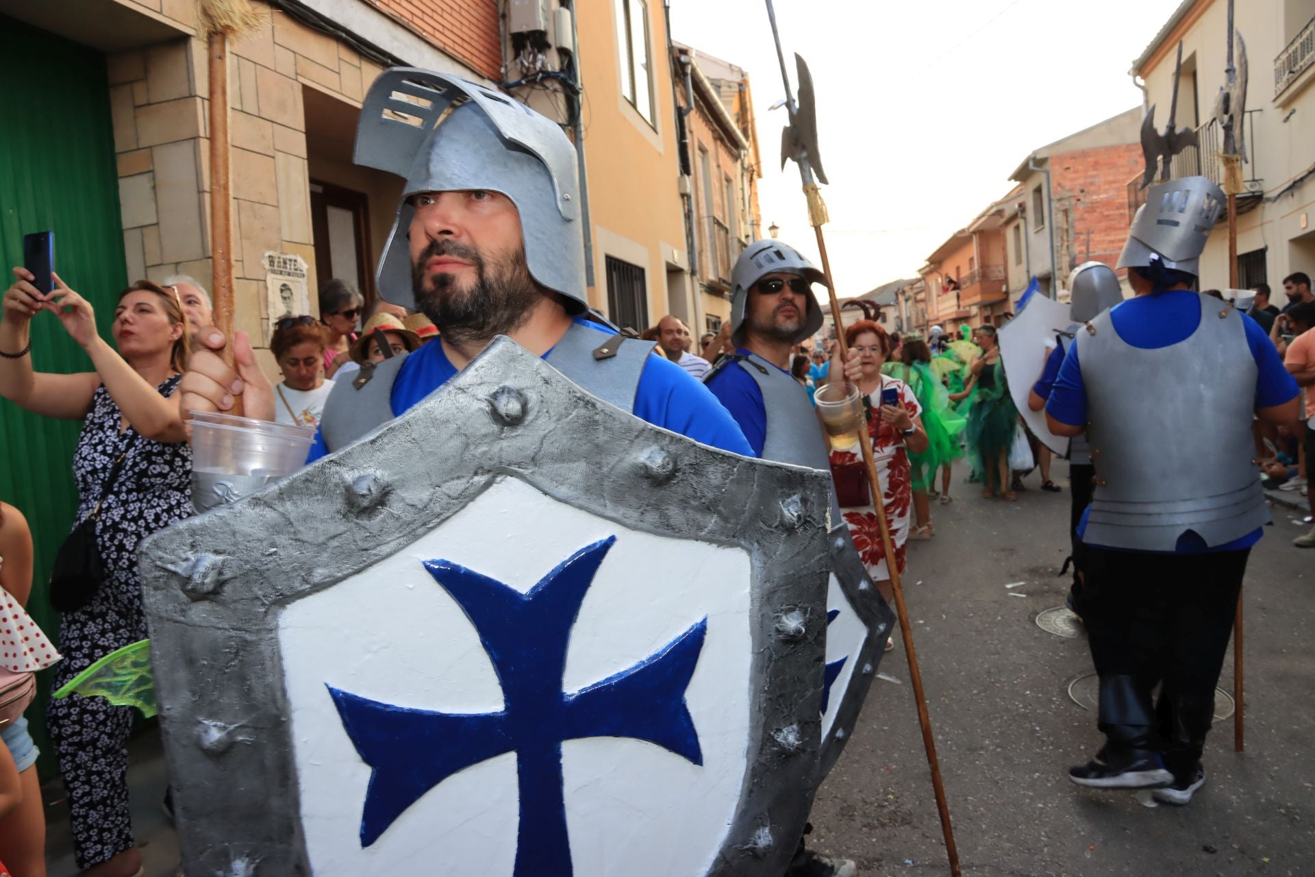 Fotografías del gran desfile de carrozas en Fuentepelayo