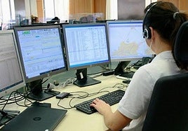 Imagen de archivo de la sala del 112 de Castilla y León.