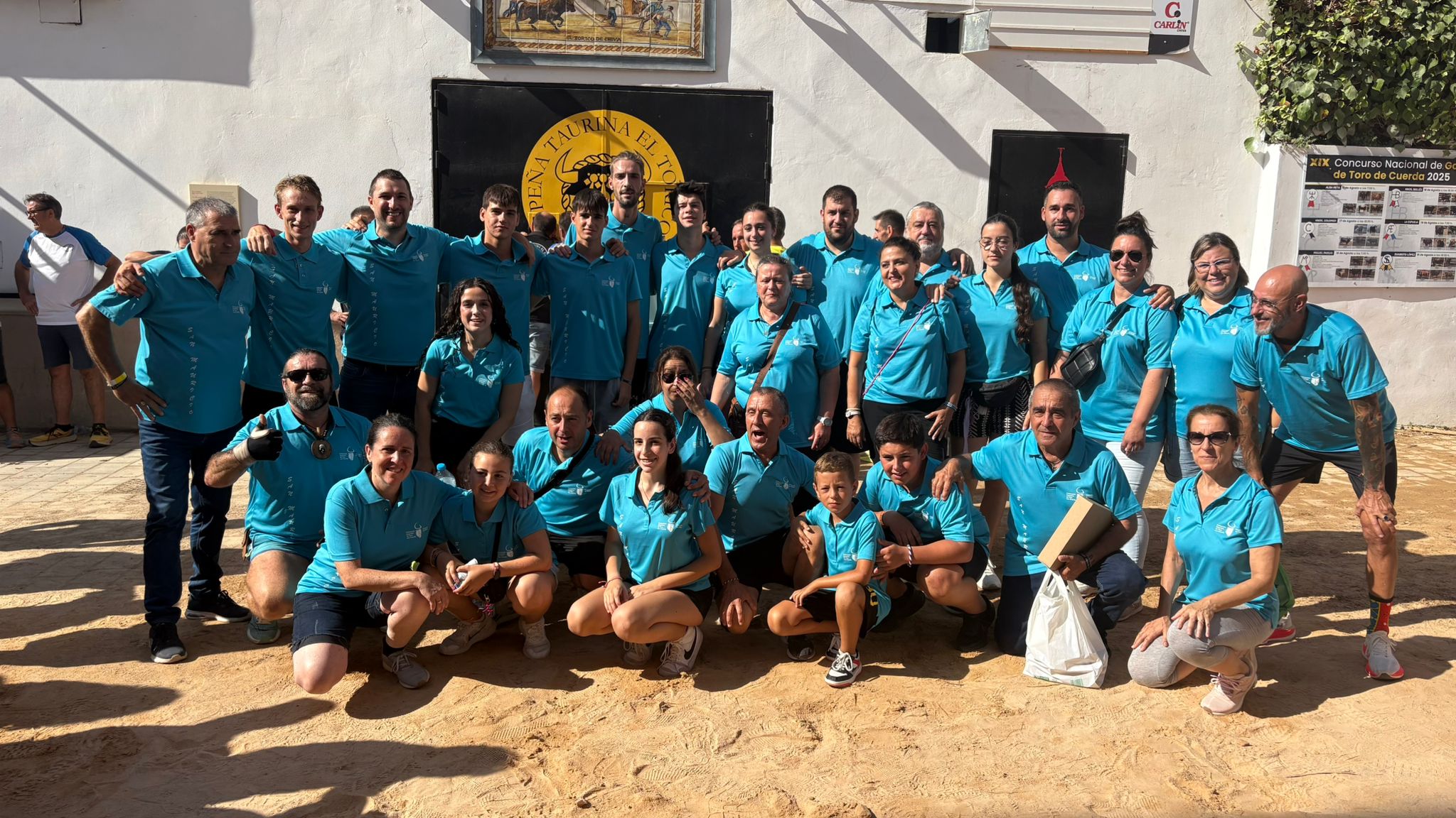 La vaca enmaromada y las jijas de Palazuelo de vedija triunfan en Chiva