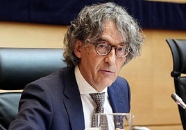 Santiago Mena, fiscal superior de Castilla y León, durante la presentación de la memoria del Ministerio Público en las Cortes, en 2022.