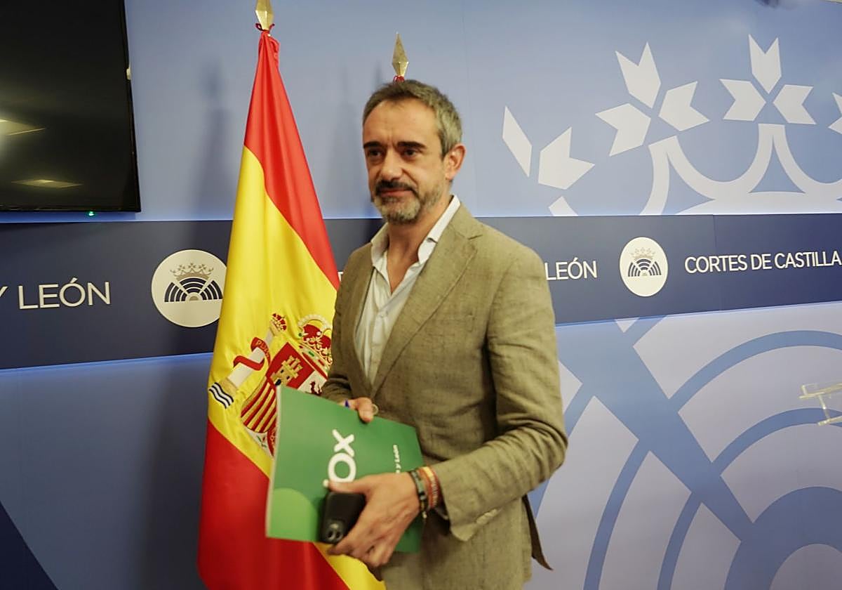 El portavoz parlamentario de Vox, David Hierro, este martes.