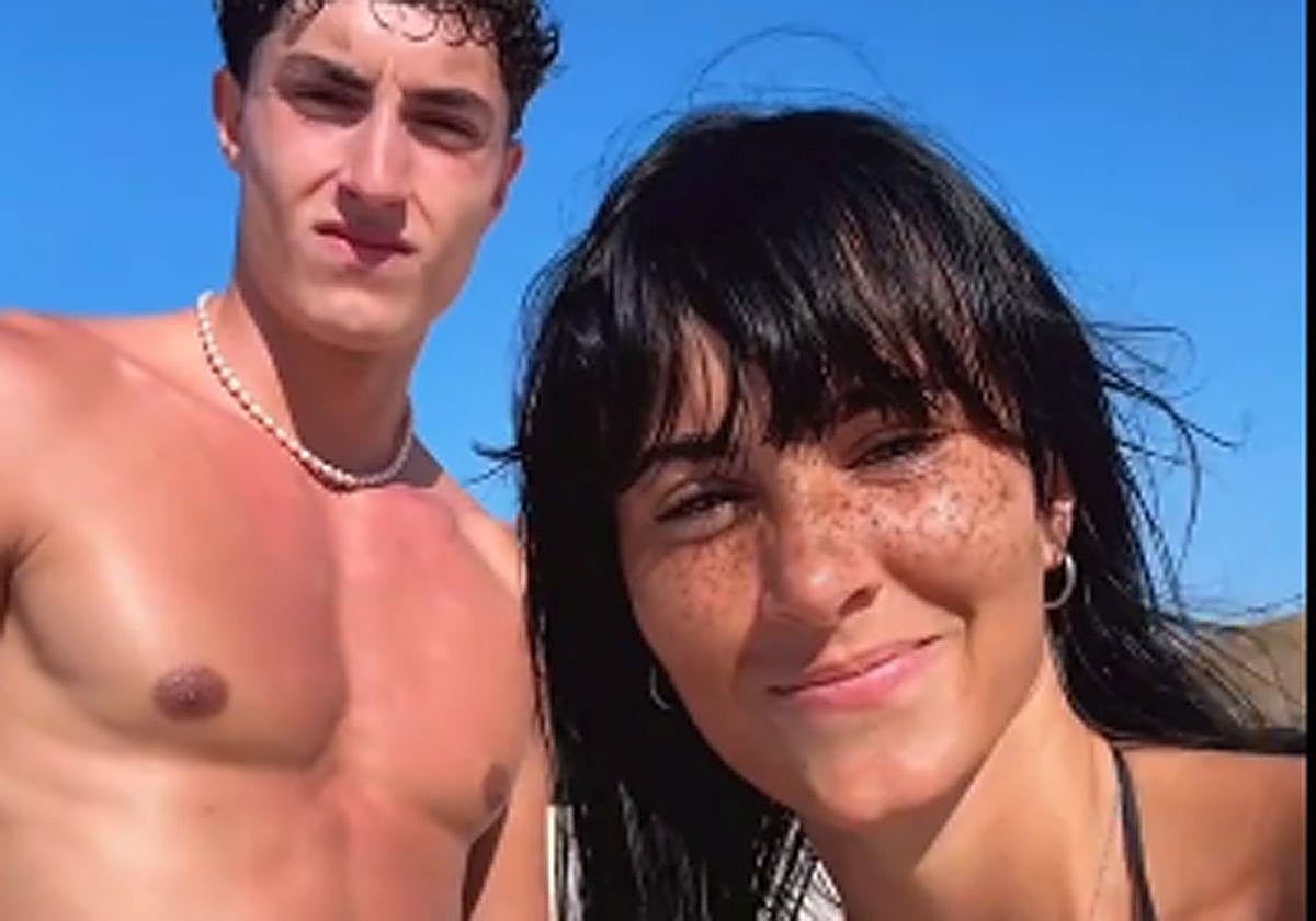 Aitana Ocaña y Plex.