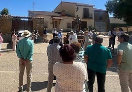 La procesión de San Agustín recorrió las calles de Cabreros del Monte