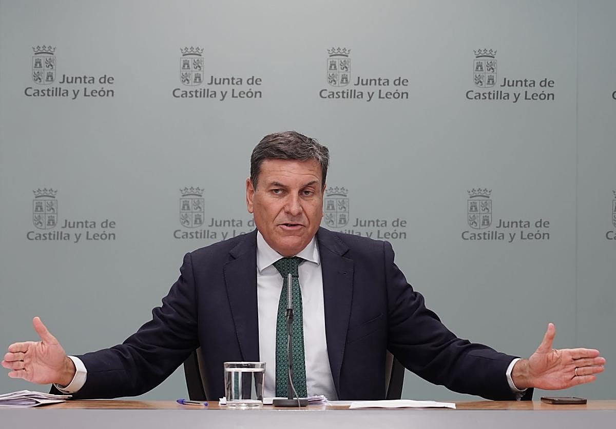 El portavoz de la Junta, Carlos Fernández Carriedo, este jueves en la rueda de prensa posterior al Consejo de Gobierno.