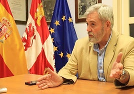 Alejandro González-Salamanca, durante la entrevista.