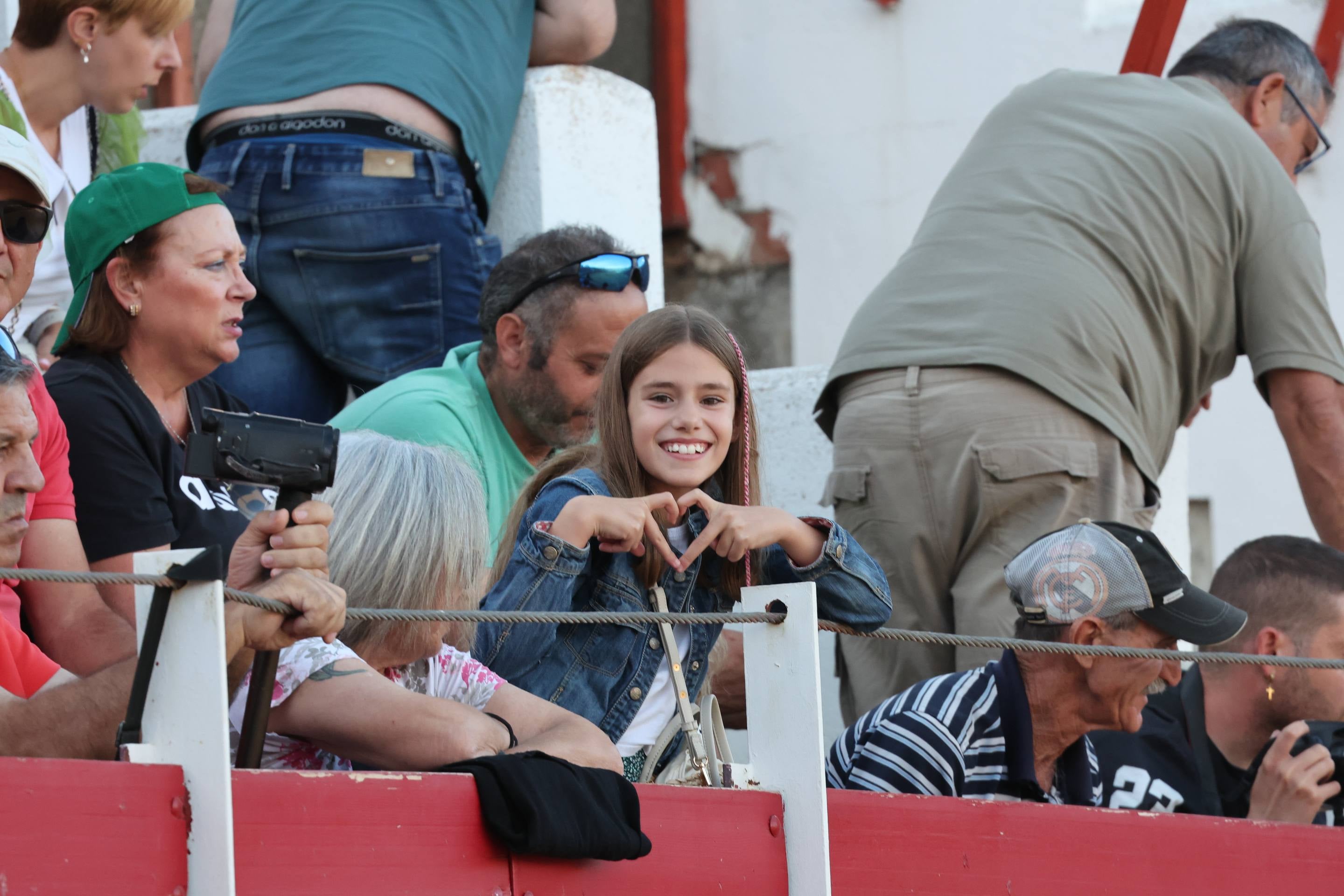 El encierro de bueyes y el desenjaule de novillos de Medina del Campo, en imágenes