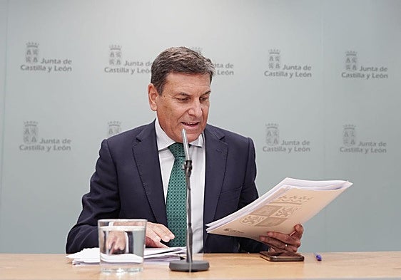 Carriedo detalla las ayudas a los afectados por los incendios.