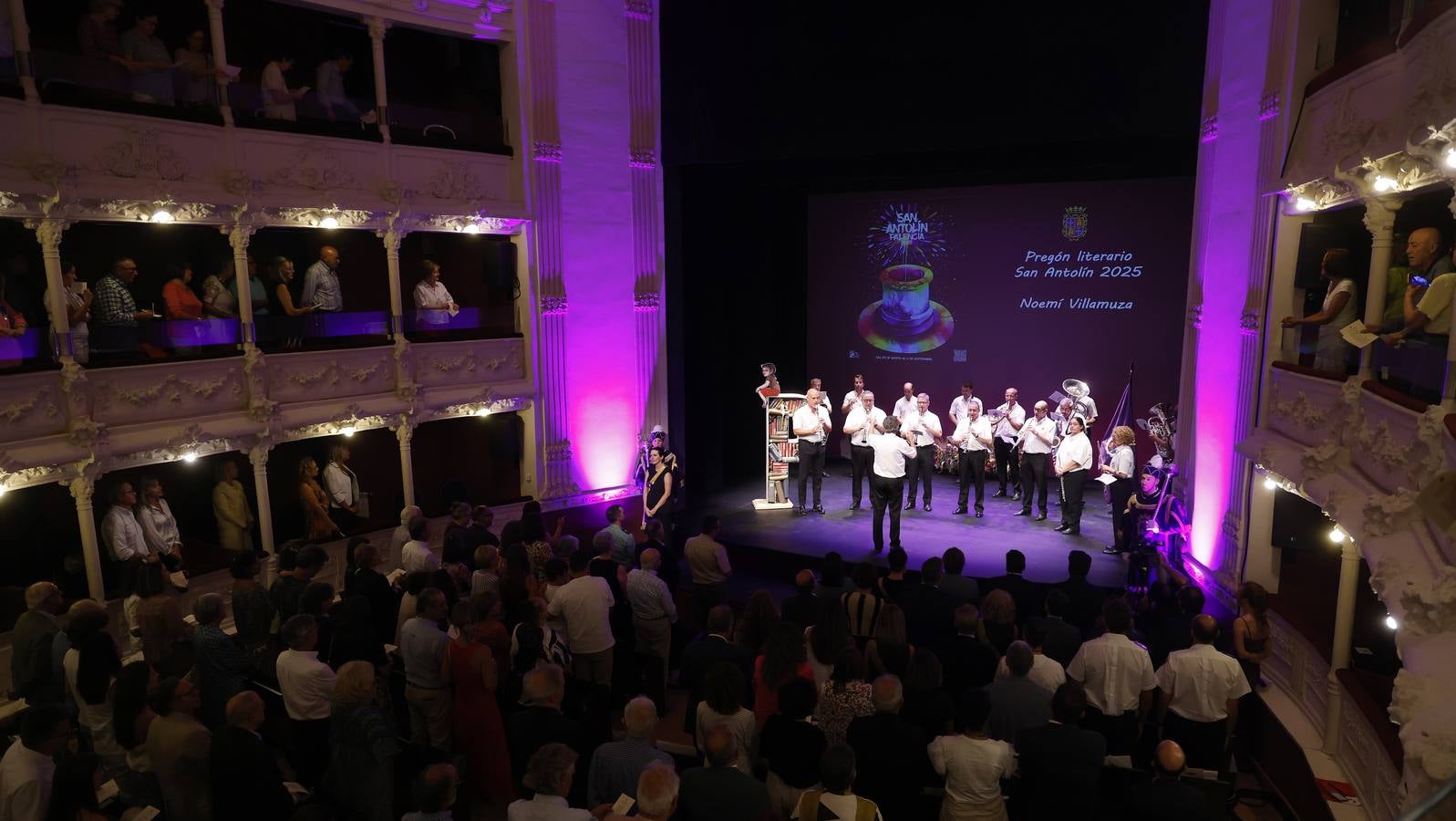 Palencia disfruta un ilustrado pregón literario