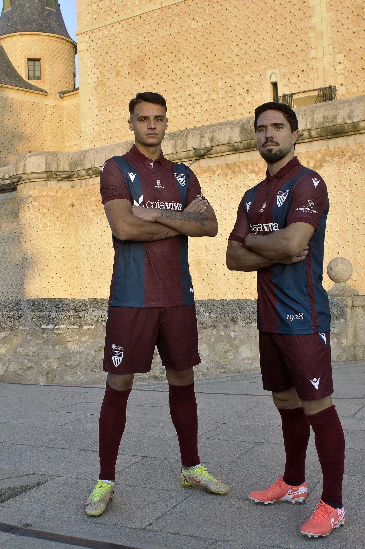 Fotos de la nueva camiseta de la Gimnástica Segoviana