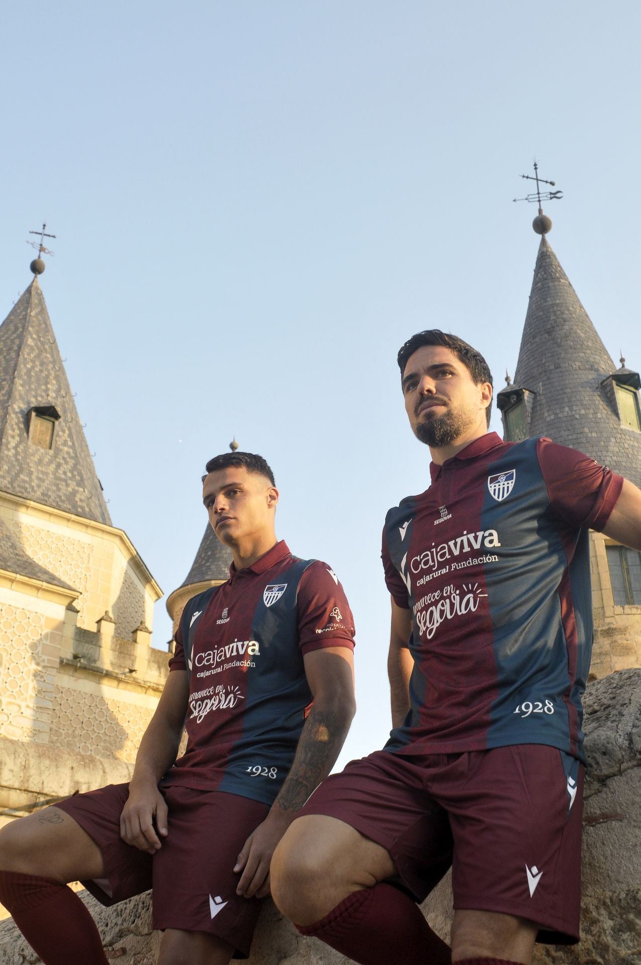 Fotos de la nueva camiseta de la Gimnástica Segoviana