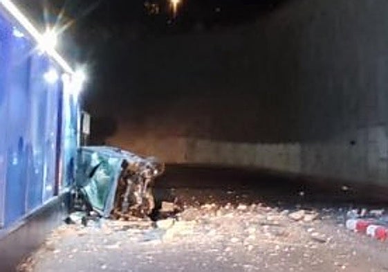 Altura desde la que ha caído el coche al aparcamiento del Carrefour de Parquesol.