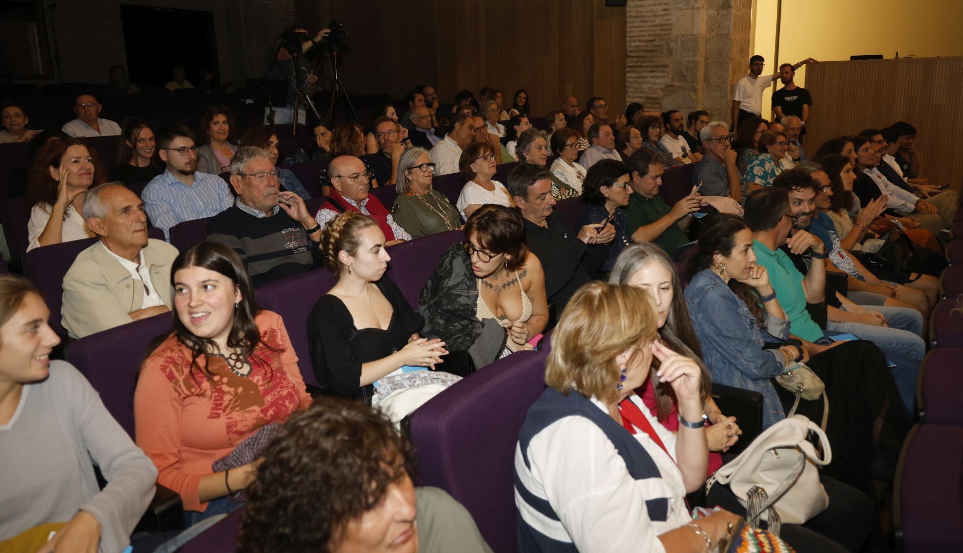 Agua, arte y vida en torno al Canal de Castilla