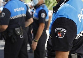 Huye de la Policía Local tras discutir con una mujer de la que tenía orden de alejamiento