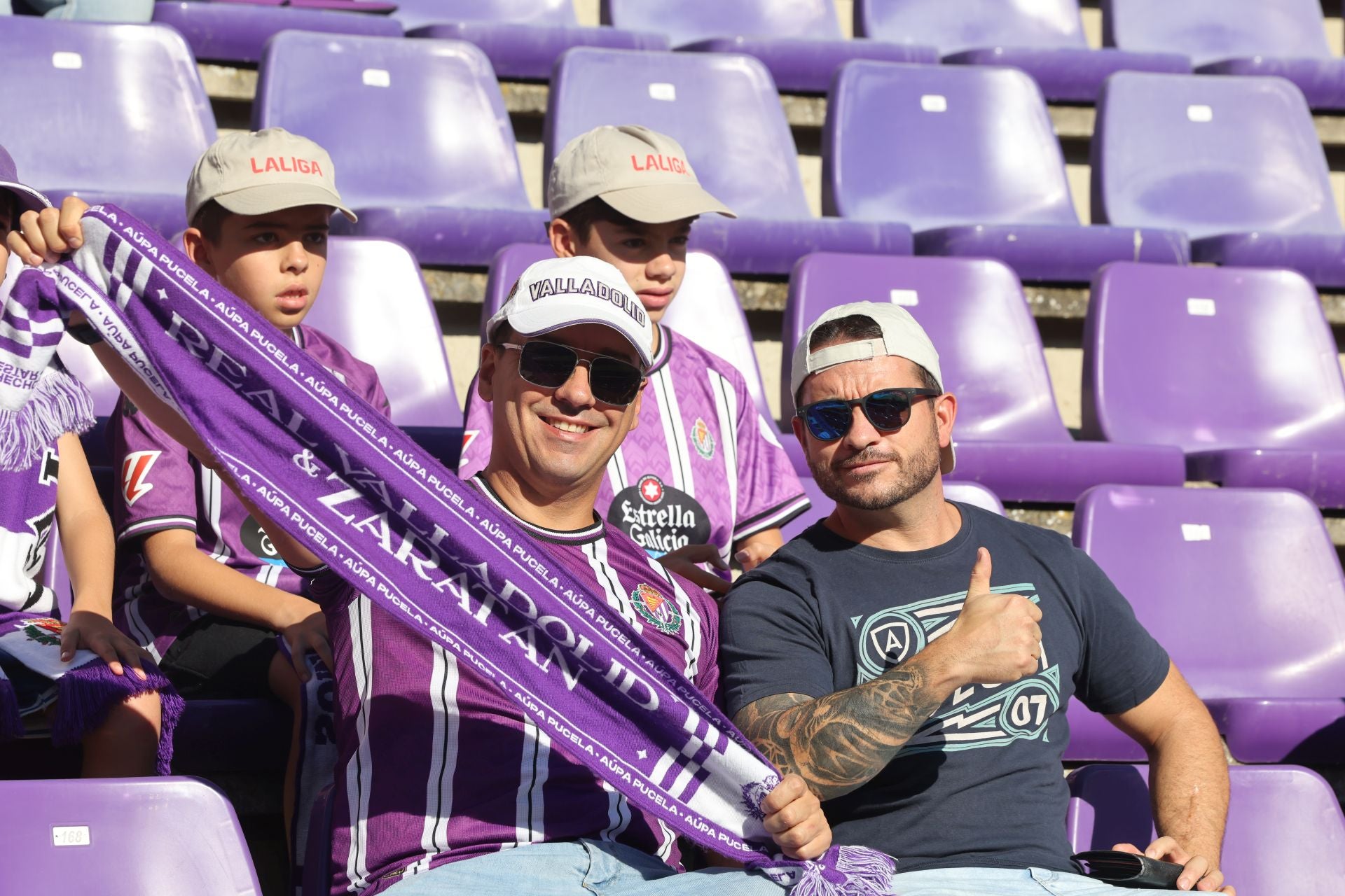Búscate en la grada del Real Valladolid (2/4)