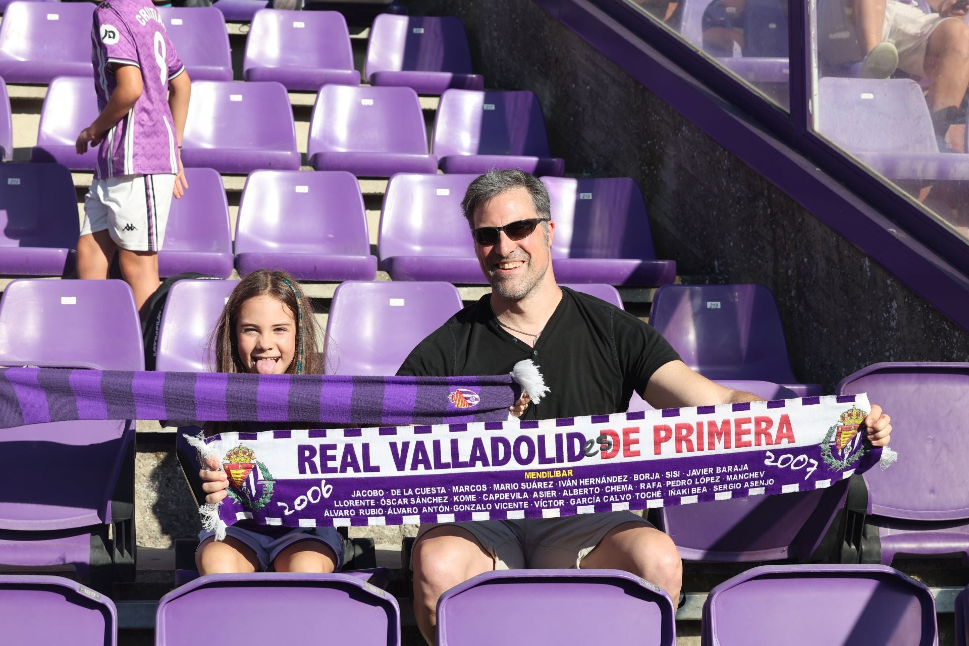Búscate en la grada del Real Valladolid (3/4)