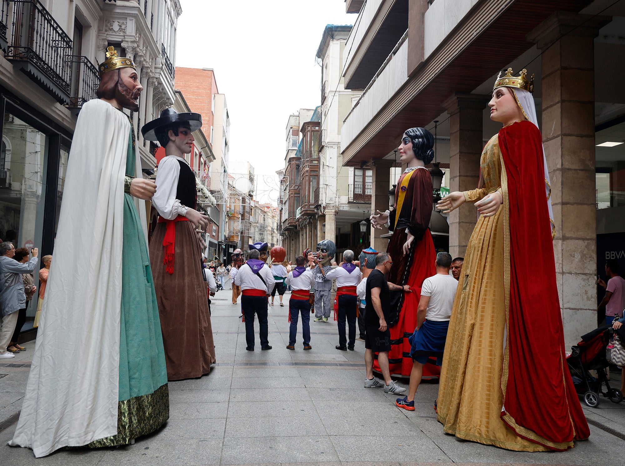 Palencia vive la fiesta en la calle